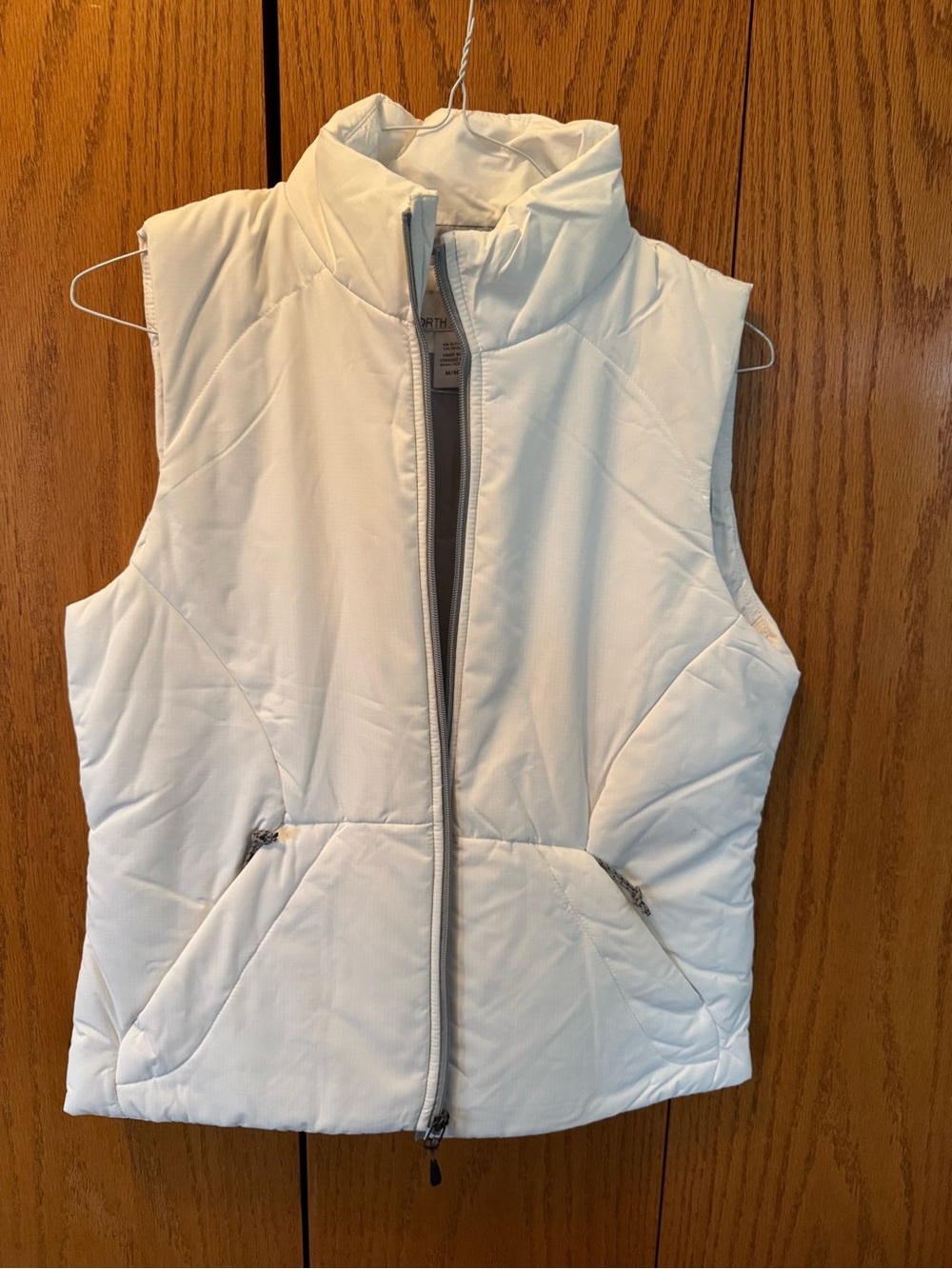 North Ends Women’s White Puffer Vest - Lightweight Quilted Vest